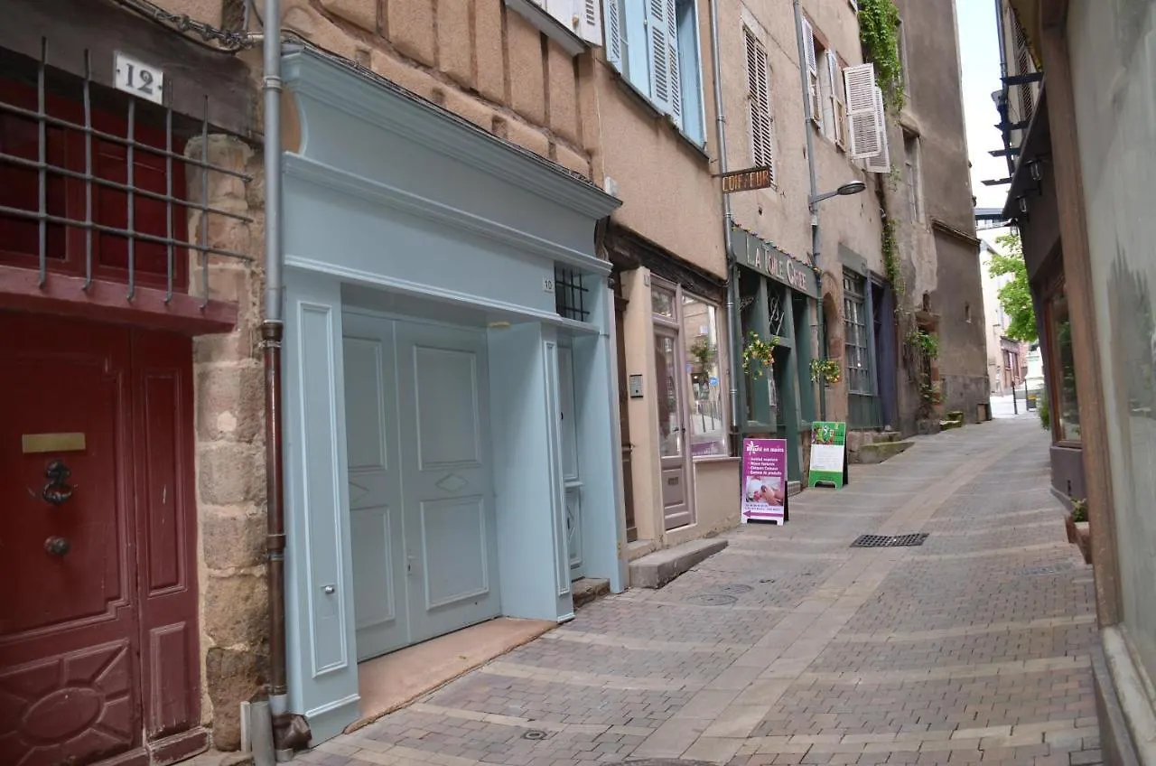 La Maison bleue, un emplacement de choix à Rodez France