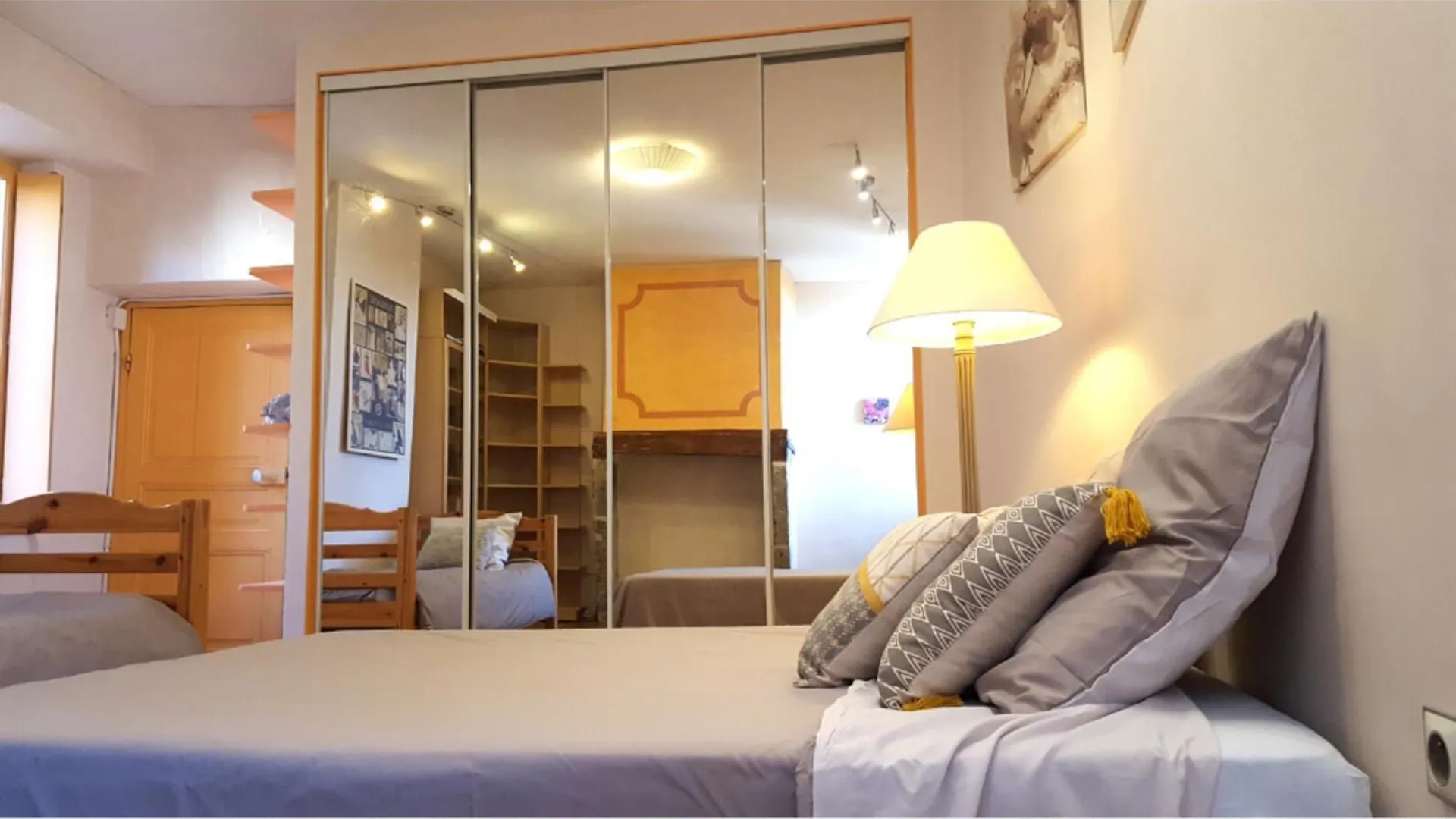 La Maison bleue, un emplacement de choix à Rodez Appartement